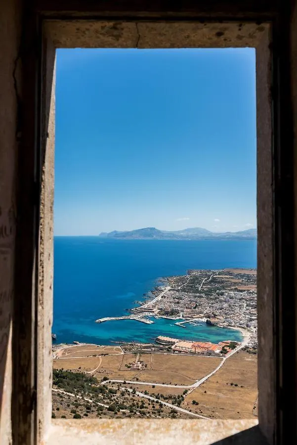 Elimi Favignana Apartments - Residence In Citta Aparthotel