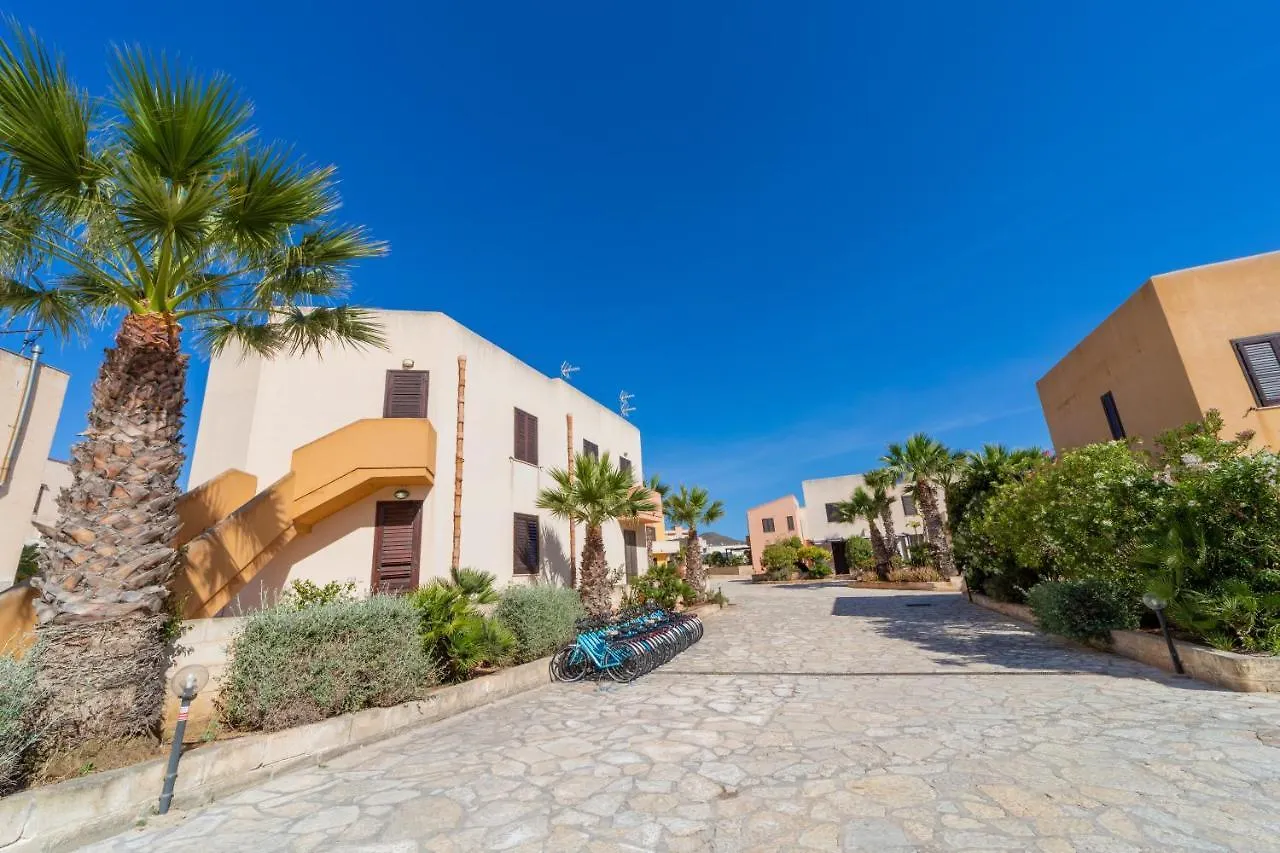 Elimi Favignana Apartments - Residence In Citta Aparthotel