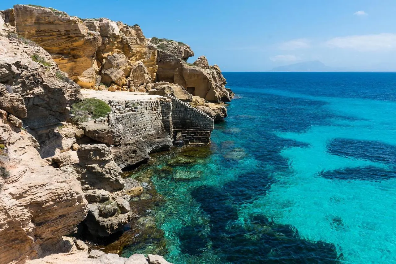 Elimi Favignana Apartments - Residence In Citta Aparthotel
